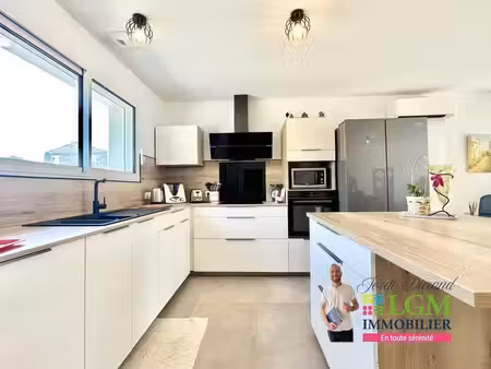 nieul-le-dolent – maison récente 2024 – dpe a – 3 chambres – plain‑pied - climatisé