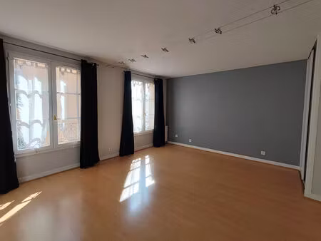 location appartement 1 pièce  35.00m²  louveciennes