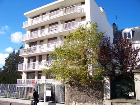 location appartement 1 pièce  24.56m²  saint