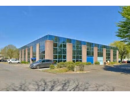 location bureaux 162 m² à 286 m²