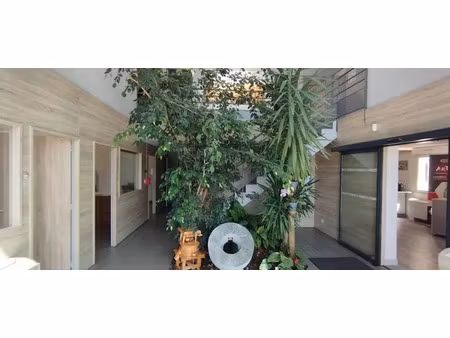 vente locaux professionnels 17 pièces 880 m² à saint-donat-sur-l'herbasse (26260)  890 000