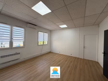 location bureaux 101 m²