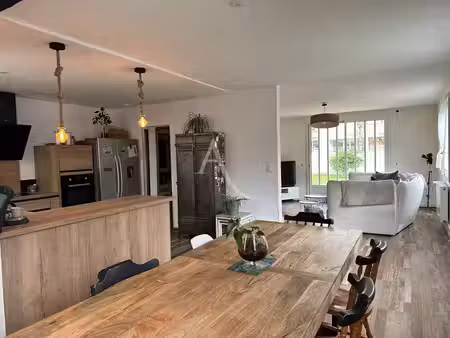 vente maison rochefort 17300 - - surface privée