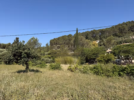 achat terrain 583m² sollies pont 83210