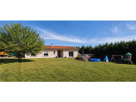 vente maison 5 pièces 150 m² verrières-en-forez (42600)