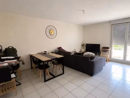 location appartement 3 pièces 60 m² à limas (69400)