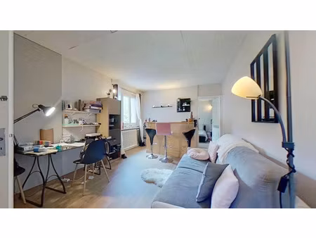 location appartement 2 pièces 40 m² à lyon 8 (69008)