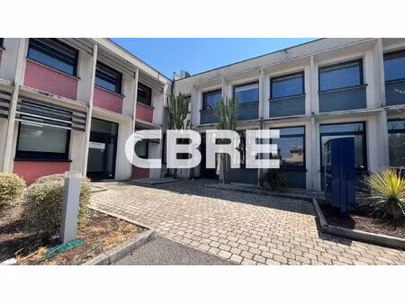 achat local professionnel 189m²