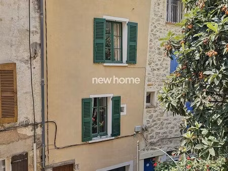 fayence dans le centre historique se trouve cette pittoresque maison de village