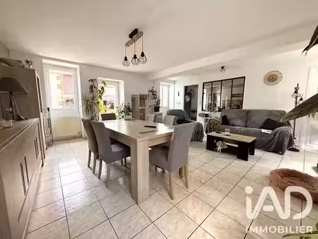 vente maison 7 pièces 194 m² à issy-l'evêque (71760)  130 000 €