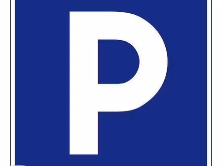 location parking la trinite 06340