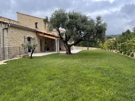 location maison 7 pièces 187m² st pierre de vassols 84330