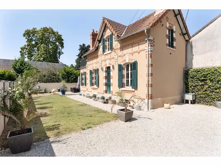 vente maison 4 pièces 72 m² à cosne-cours-sur-loire (58200)  175 000 €