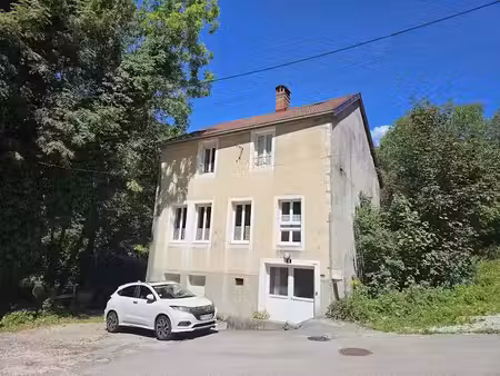 vente maison 5 pièces 170 m² à saint claude (39200)  179 000 €