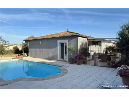 villa avec piscine