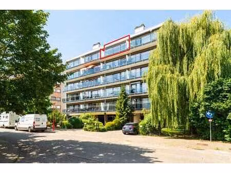 appartement avec 2 terrasses à strombeek-bever
