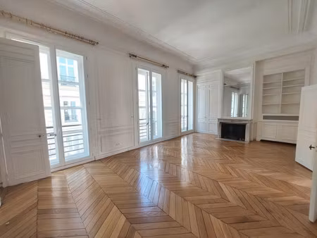 appartement de luxe à louer dans le quartier invalides