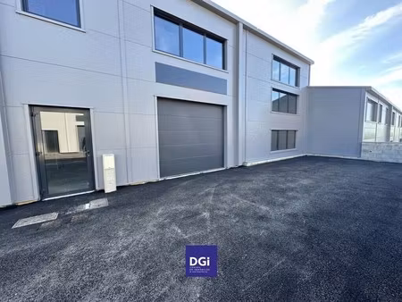 location local d’activités nimes 30900 160m²