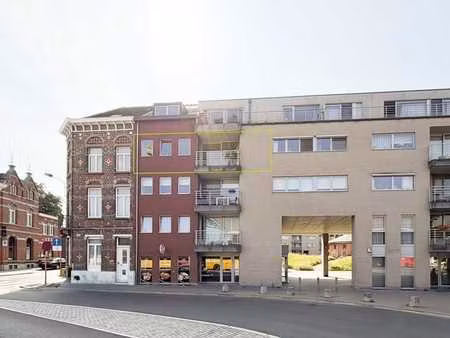 appartement avec terrasse et parking