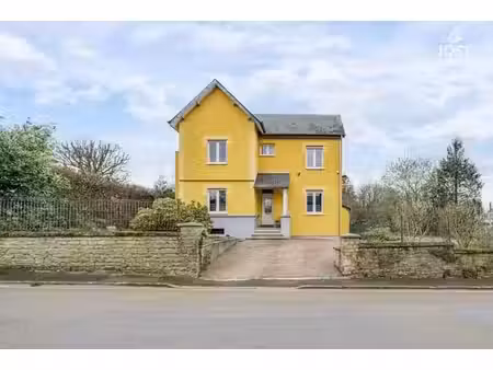 *** option*** maison 4 façades - rénovée | chiny | jost-immo