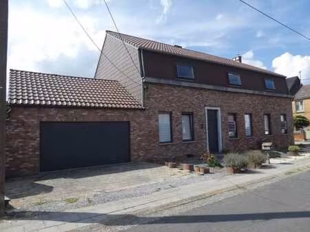 magnifique maison 4 façades totalement rénovée