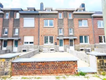 maison 4 chambres entièrement rénovée avec jardin et garage