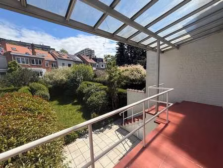 maison 3 ch + bureau avec garage et jardin