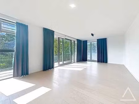 magnifique appartement 2 chambres  terrasse et parking