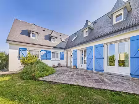 vente maison 8 pièces 203 m² à guengat (29180)  301 815 €