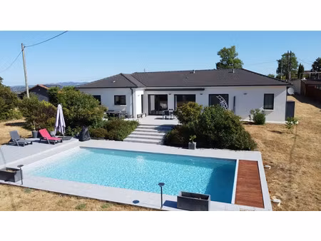 vente maison 6 pièces 125 m² à figeac (46100)  413 000 €