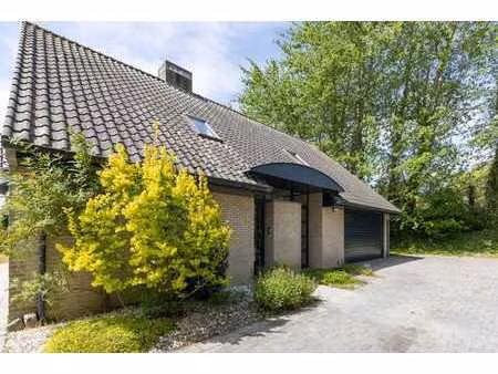 maison prête à emménager  attenante à la forêt à la panne.