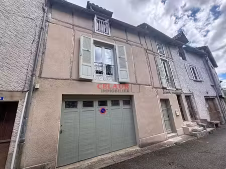 jolie maison de bourg avec jardin et terrasse
