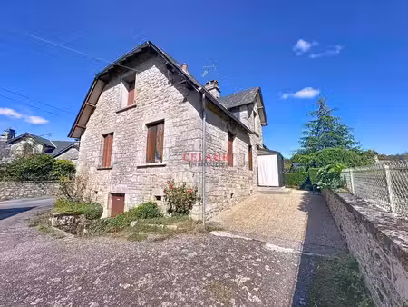 maison de caractère avec dépendances et 1 hectare