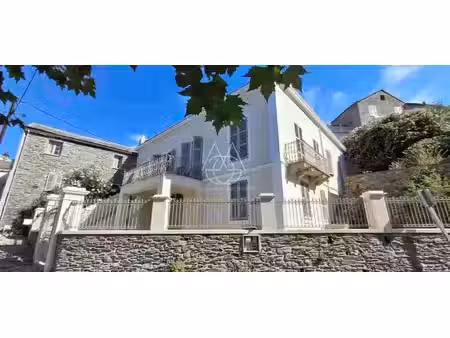 maison d'américain au cap corse inclut un petit gîte entièrement autonome et indépendant