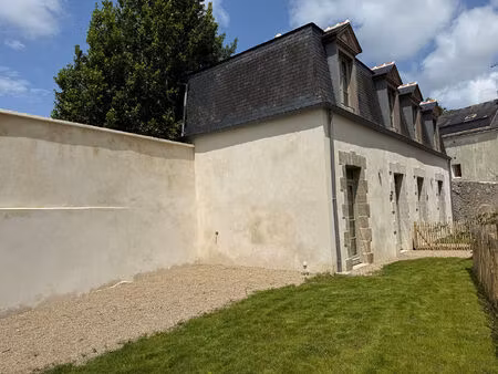 t.2 en duplex neuf à auray avec jardinet a proximite immediate du centre ville et de saint