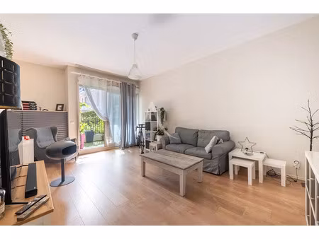 vente appartement 3 pièces 60.86 m² à pontoise (95000)  228 500 €