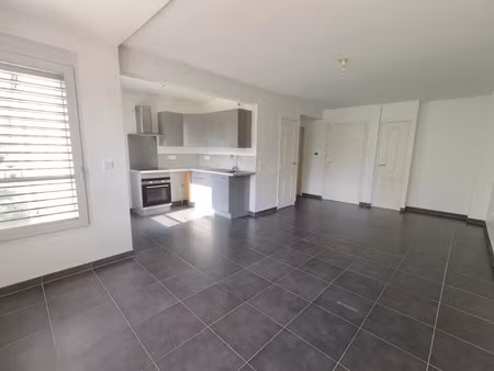 vente appartement 3 pièces 64 m² à grenoble (38000)  209 500 €
