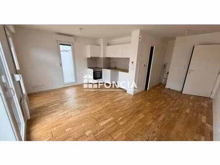 t1 bis residence recente avec parking privatif  ideal location meublee etudiant