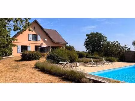 propriété montaiguët-en-forez (03)