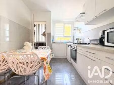 vente appartement 3 pièces à aix-en-provence (13080) : à vendre 3 pièces / 65m² aix-en-pro