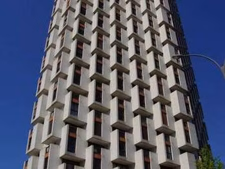 location appartement 5 pièces à grenoble (38000) : à louer 5 pièces / 121m² grenoble