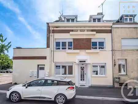 appartement studio à louer - 2 pièces - 15 32 m2 - hautmont - 59 - nord-pas-de-calais