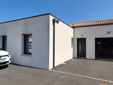 location maison à l'herbergement (85260) : à louer / 85m² l'herbergement