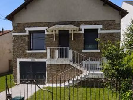 location maison à nantes (44000) : à louer / 151m² nantes