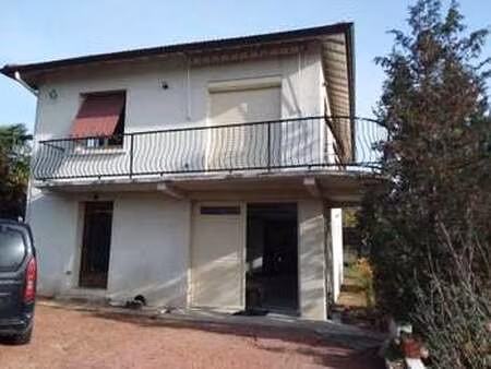 location maison à trévoux (01600) : à louer / 92m² trévoux