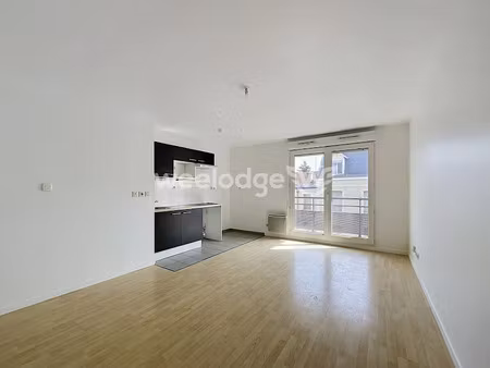 vente appartement 3 pièces 56 m² à carrières-sous-poissy (78955)  235 000 €