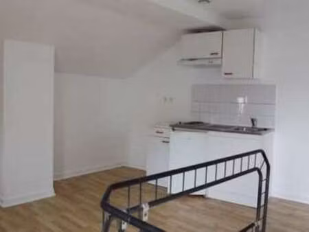 location appartement 2 pièces à clermont-ferrand (63000) : à louer 2 pièces / 27m² clermon