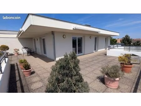 appartement attique t5 84m2 terrasse 105m2