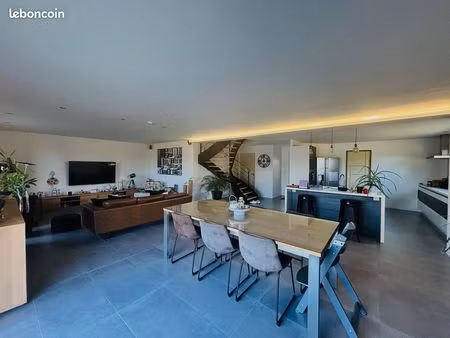 maison familiale contemporaine de 149 m² - 4 chambres – sans frais d’agence