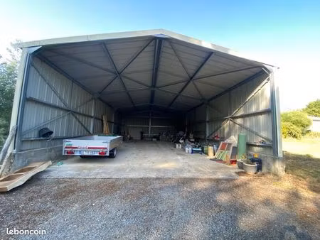 caravanes / camping-cars hivernage – hangar couvert et sécurisé  sur propriété habitée